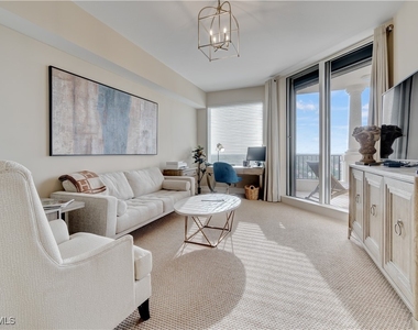 8787 Bay Colony Drive - Photo Thumbnail 31