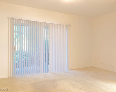 8073 Pacific Beach Drive - Photo Thumbnail 3
