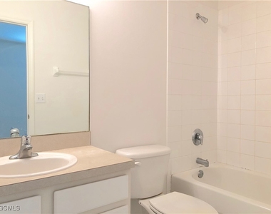 8073 Pacific Beach Drive - Photo Thumbnail 17