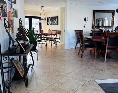 3766 Se 6th Avenue - Photo Thumbnail 6