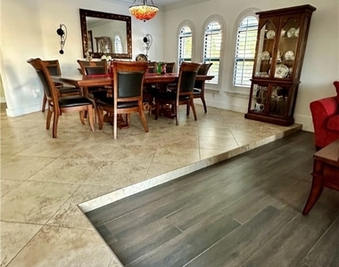 3766 Se 6th Avenue - Photo Thumbnail 5