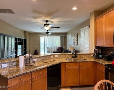 10602 Camarelle Circle - Photo Thumbnail 6