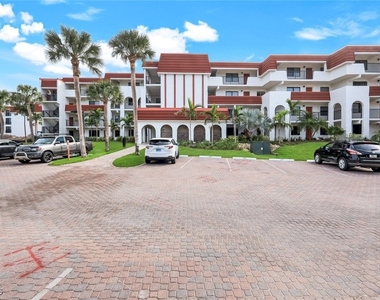 2445 W Gulf Drive - Photo Thumbnail 5