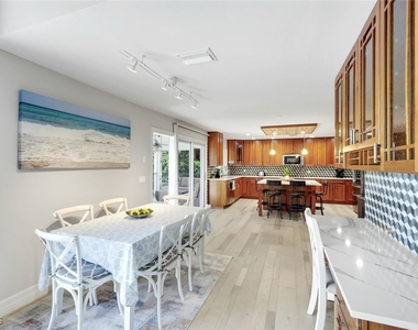 1111 Schooner Place - Photo Thumbnail 12