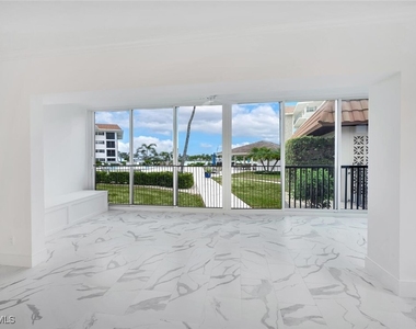 222 Harbour Drive - Photo Thumbnail 1