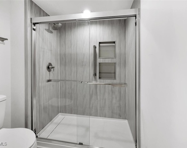 222 Harbour Drive - Photo Thumbnail 13