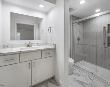222 Harbour Drive - Photo Thumbnail 12