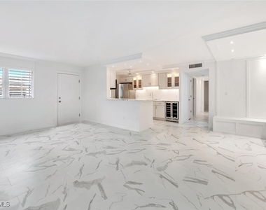 222 Harbour Drive - Photo Thumbnail 9
