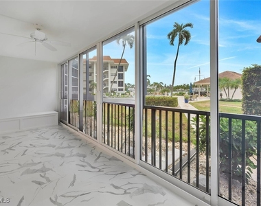 222 Harbour Drive - Photo Thumbnail 2
