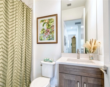 6984 Saona Court - Photo Thumbnail 5