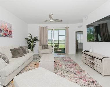 5467 Double Eagle Circle - Photo Thumbnail 11