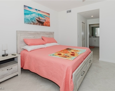 5467 Double Eagle Circle - Photo Thumbnail 13