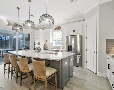 15804 Derna Street - Photo Thumbnail 8
