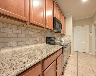 24630 Folkstone Circle - Photo Thumbnail 14