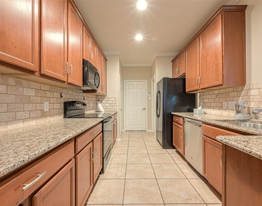 24630 Folkstone Circle - Photo Thumbnail 12