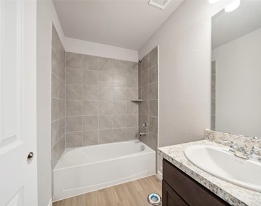 515 16th Street - Photo Thumbnail 16