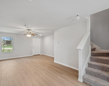 515 16th Street - Photo Thumbnail 7