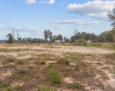 21225 W Hammond Drive - Photo Thumbnail 18