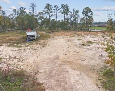 21225 W Hammond Drive - Photo Thumbnail 3