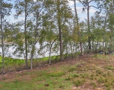 21225 W Hammond Drive - Photo Thumbnail 4