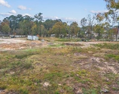 21225 W Hammond Drive - Photo Thumbnail 2