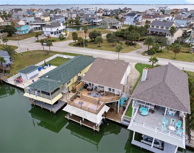 1114 Tiki Drive - Photo Thumbnail 3