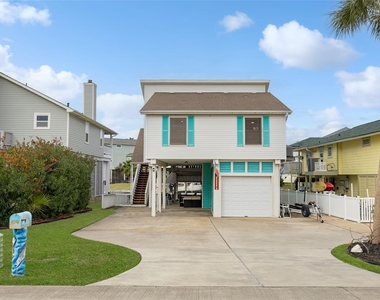 1114 Tiki Drive - Photo Thumbnail 4