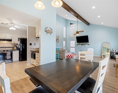 1114 Tiki Drive - Photo Thumbnail 15