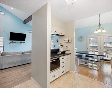 1114 Tiki Drive - Photo Thumbnail 11