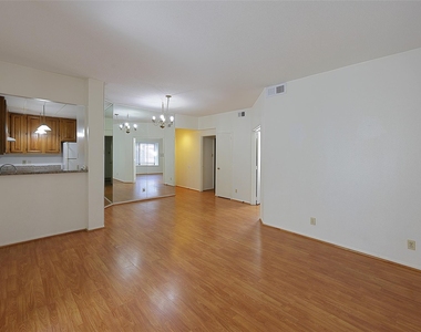 2209 S Braeswood Boulevard - Photo Thumbnail 3