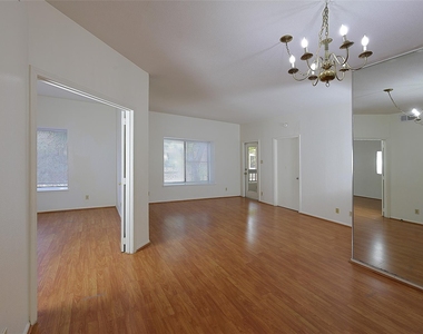 2209 S Braeswood Boulevard - Photo Thumbnail 2
