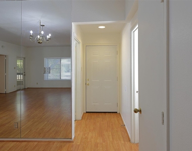2209 S Braeswood Boulevard - Photo Thumbnail 9