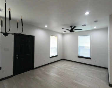 5334 Rapido Road - Photo Thumbnail 3