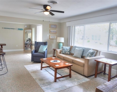 104 163rd Avenue - Photo Thumbnail 8