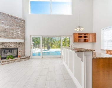 11302 Hoot Owl Court - Photo Thumbnail 3