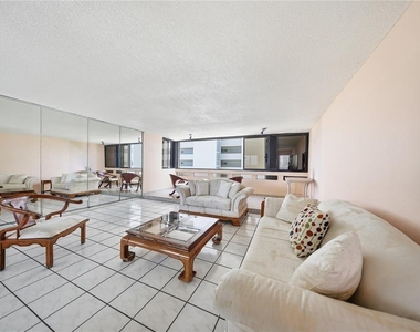 4327 Av. Isla Verde - Photo Thumbnail 2