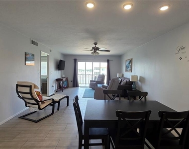 1650 1st Avenue W - Photo Thumbnail 9