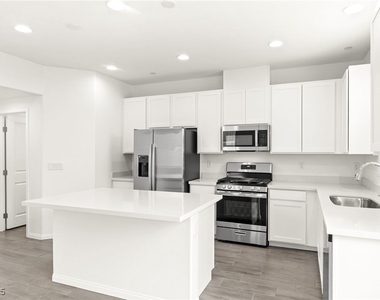10146 Gabby Glen Street - Photo Thumbnail 3