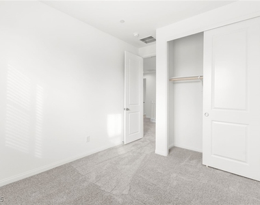 10146 Gabby Glen Street - Photo Thumbnail 21