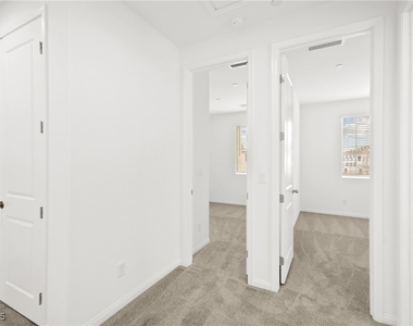 10140 Gabby Glen Street - Photo Thumbnail 20