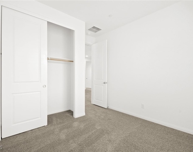 10140 Gabby Glen Street - Photo Thumbnail 18