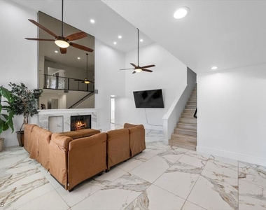 1695 Montessouri Street - Photo Thumbnail 10