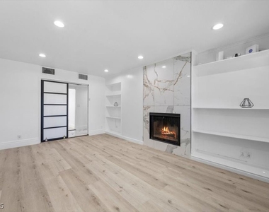 1695 Montessouri Street - Photo Thumbnail 26