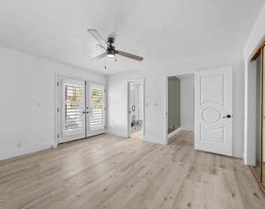 1695 Montessouri Street - Photo Thumbnail 23