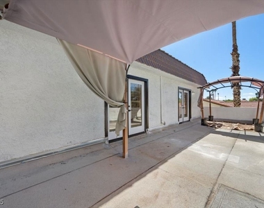 1695 Montessouri Street - Photo Thumbnail 25