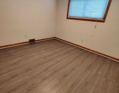 809 Murray Hill Road - Photo Thumbnail 13
