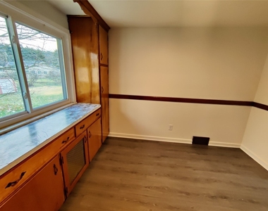 809 Murray Hill Road - Photo Thumbnail 7