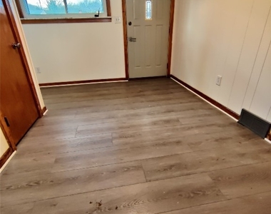 809 Murray Hill Road - Photo Thumbnail 5