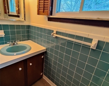 809 Murray Hill Road - Photo Thumbnail 17