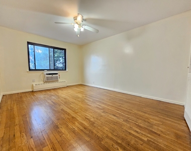 34-39 24th Street - Photo Thumbnail 5